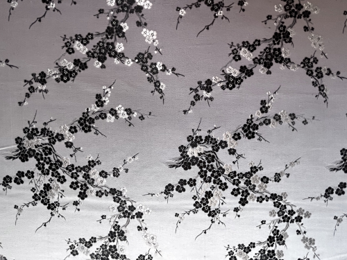 China Seidenstoff Kirschblüte Silber schwarz weiß - Meterware